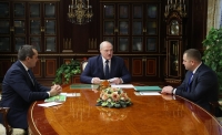 «Лесохозяйственная отрасль работает стабильно». Лукашенко принял с докладом А.Субботина и В.Дрожжу