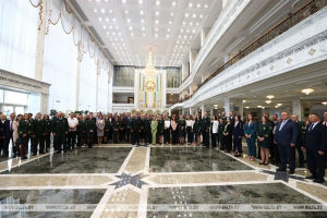 Экскурсия во Дворец Независимости